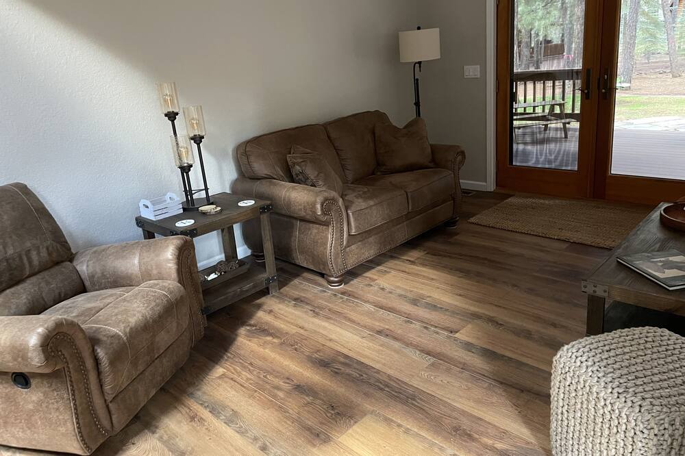 Photo of Livingroom in Pinetop