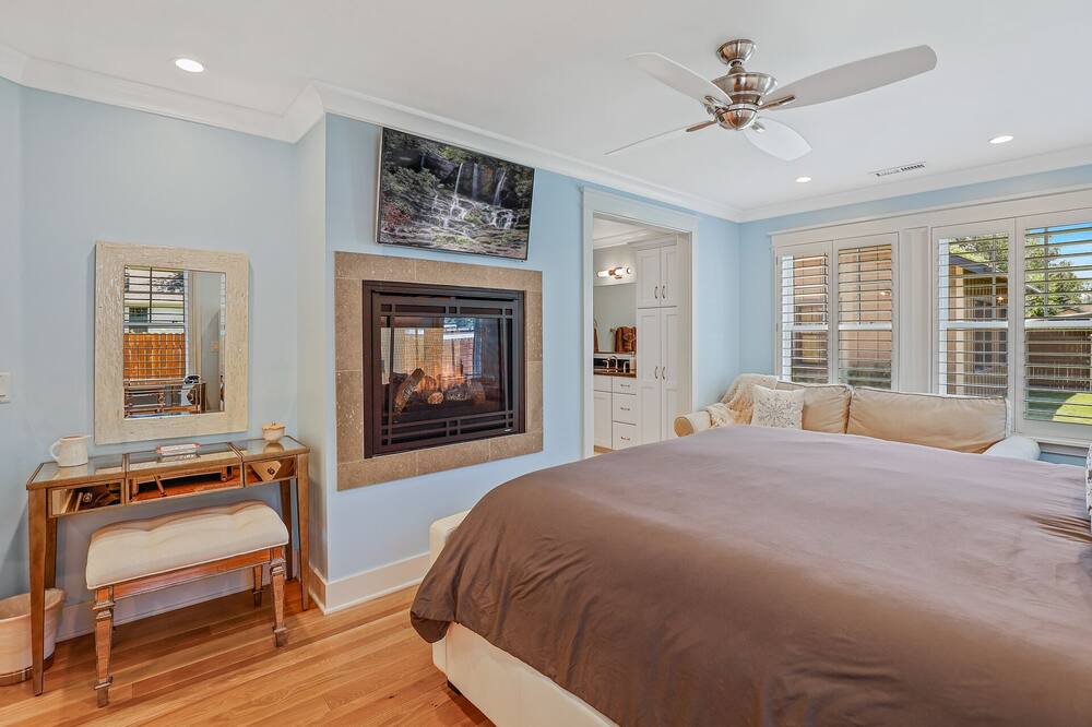 Photo of Livingroom in Flagstaff