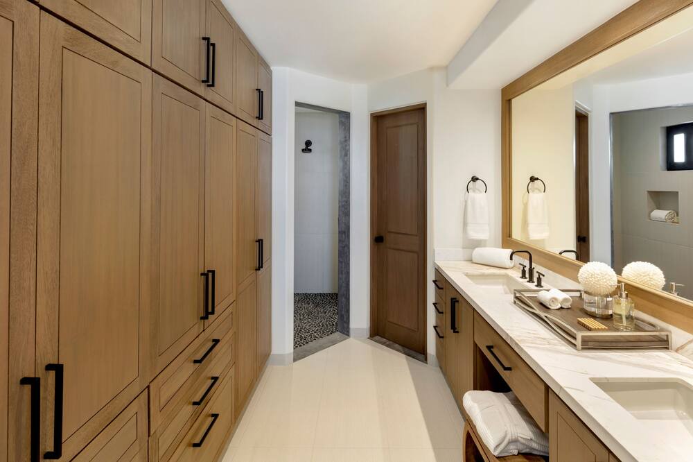 Photo of Bathroom in Buzzards