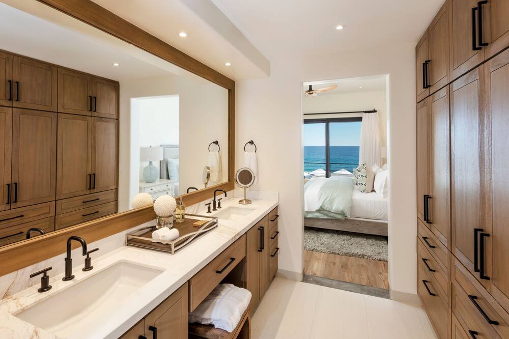 Photo of Bathroom in Buzzards
