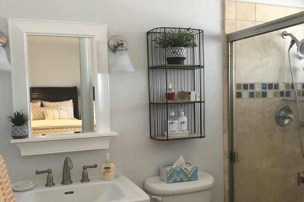 Photo of Bathroom in Tumacacori