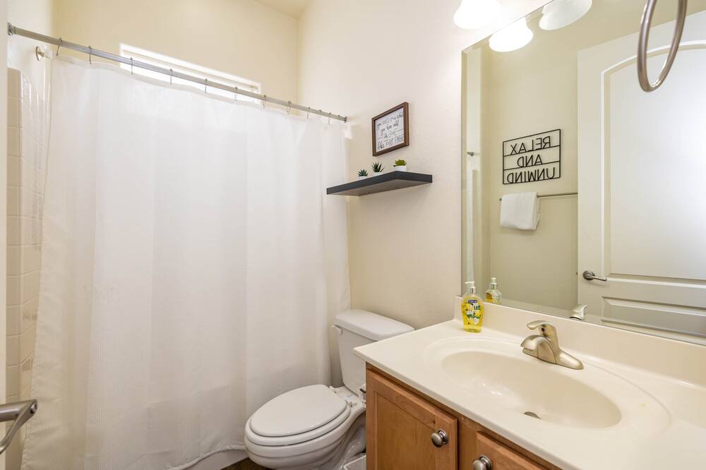 Photo of Bathroom in Flagstaff