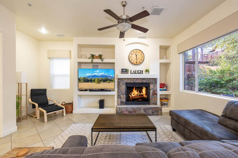 Photo of Livingroom in Flagstaff