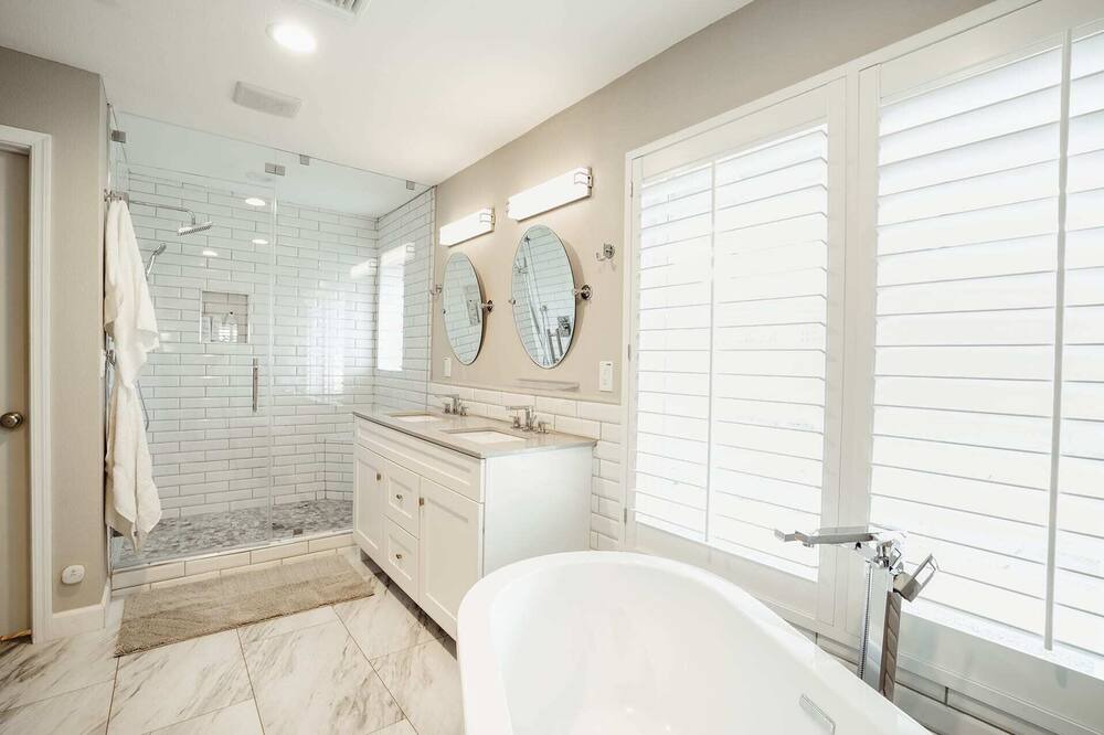 Photo of Bathroom in Arcadia Lite