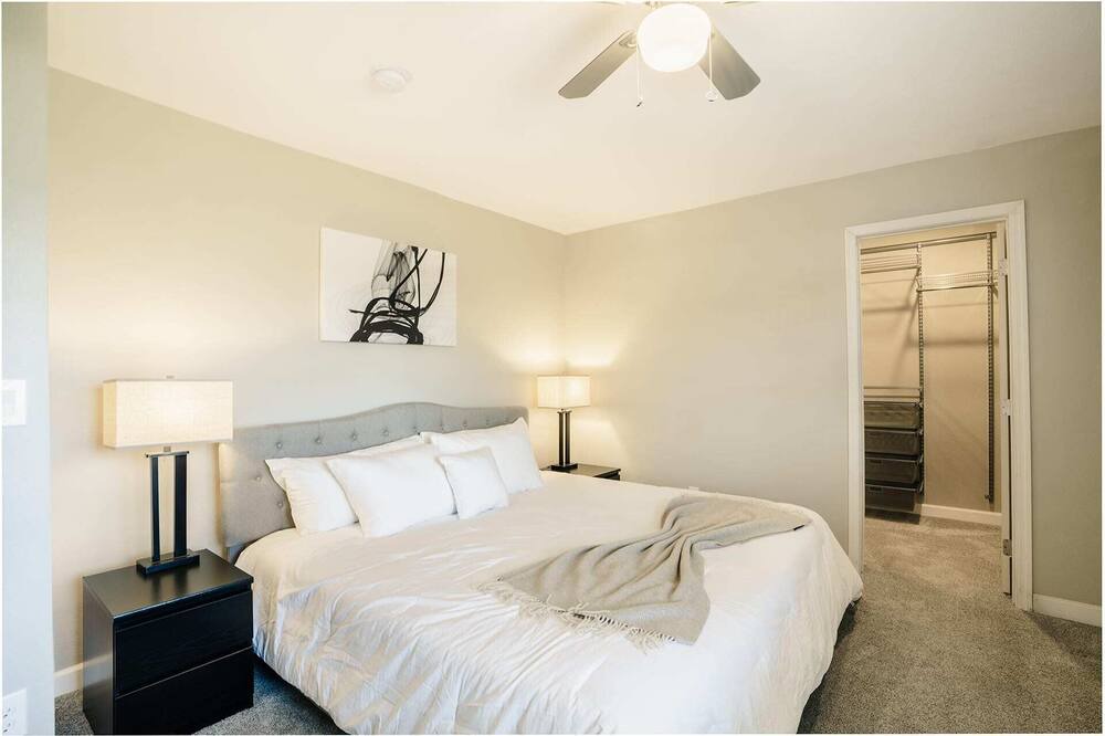 Photo of Bedroom in Arcadia Lite