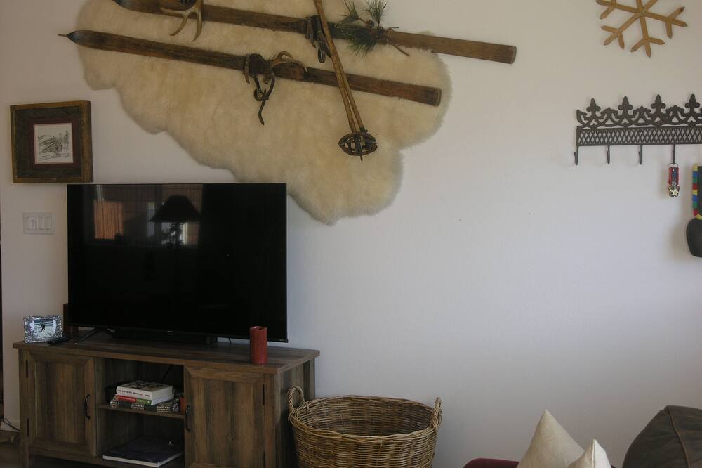 Photo of Livingroom in Show Low