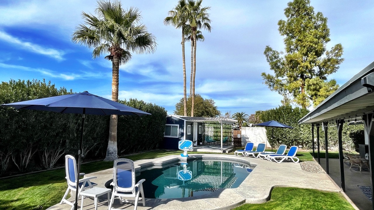 Photo of Outdoor in Village Grove