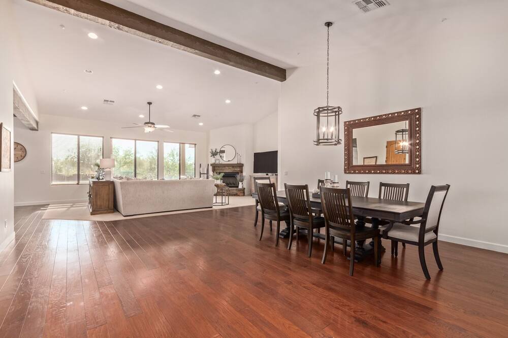 Photo of Bedroom in Pinnacle Peak