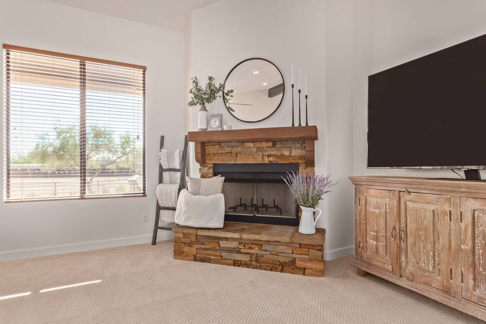 Photo of Bedroom in Pinnacle Peak