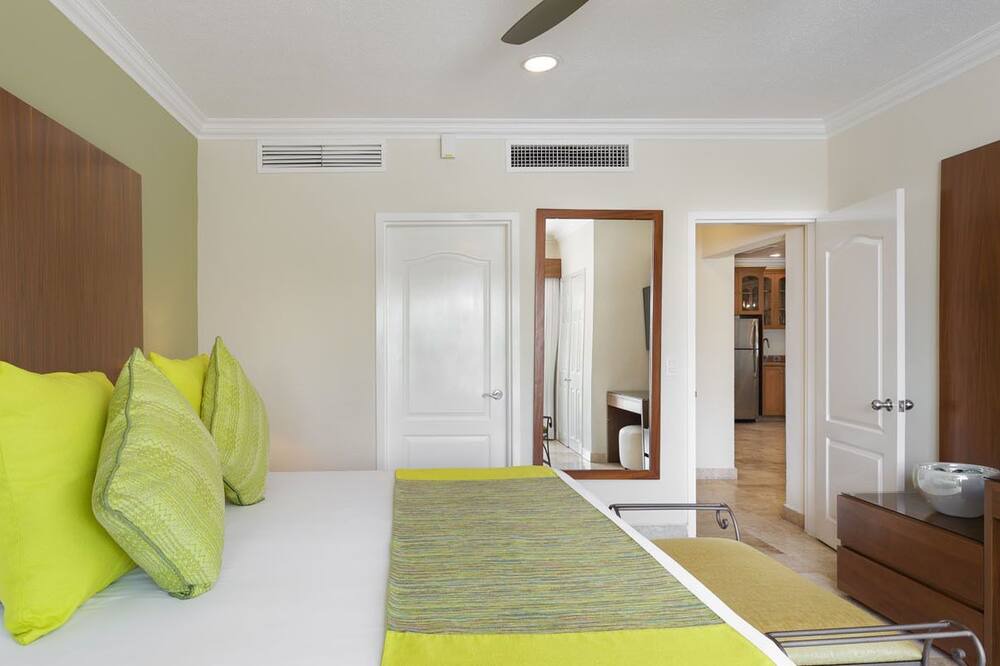 Photo of Bedroom in South Hotel Zone