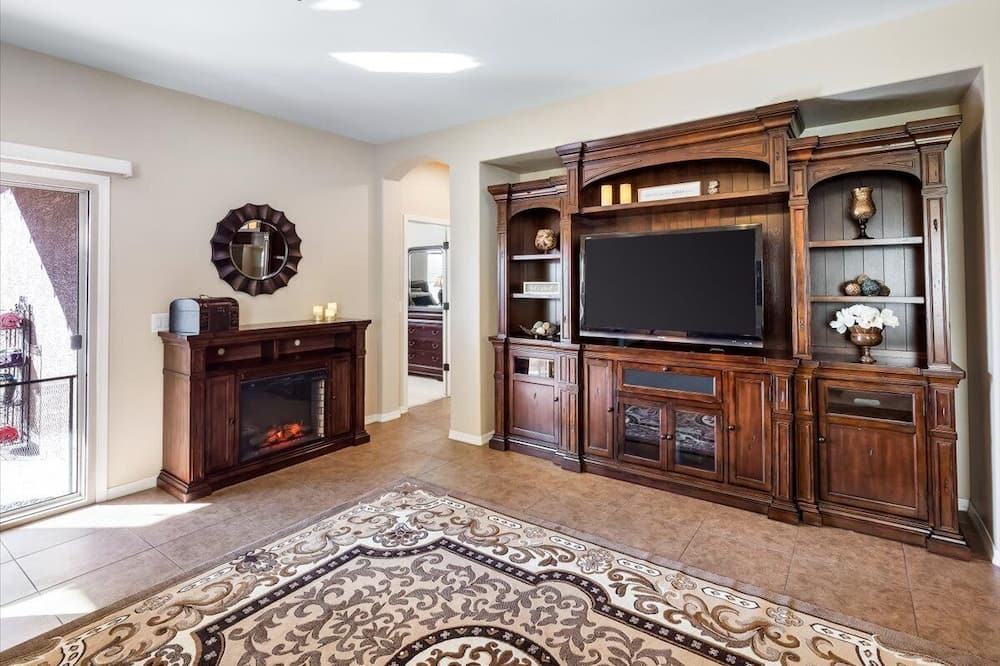Photo of Livingroom in San Tan Valley