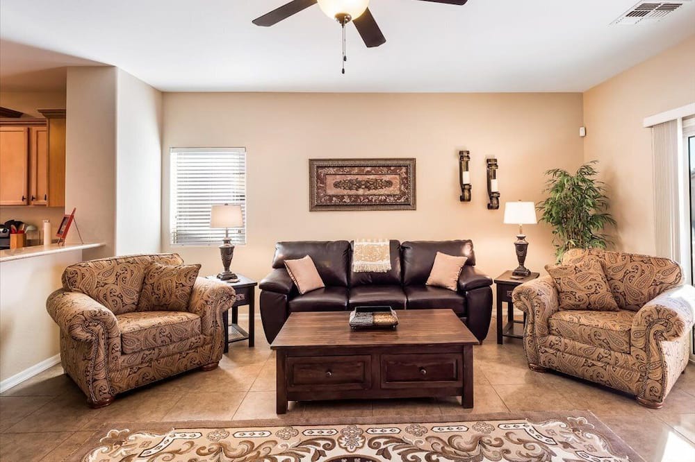 Photo of Livingroom in San Tan Valley