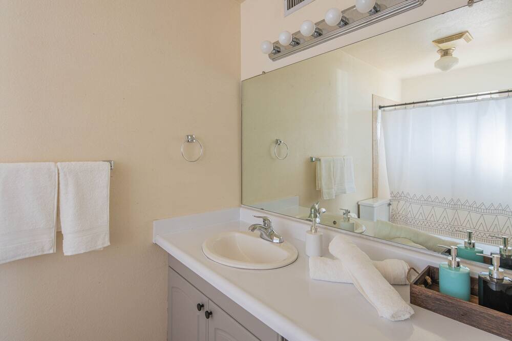 Photo of Bathroom in Glendale