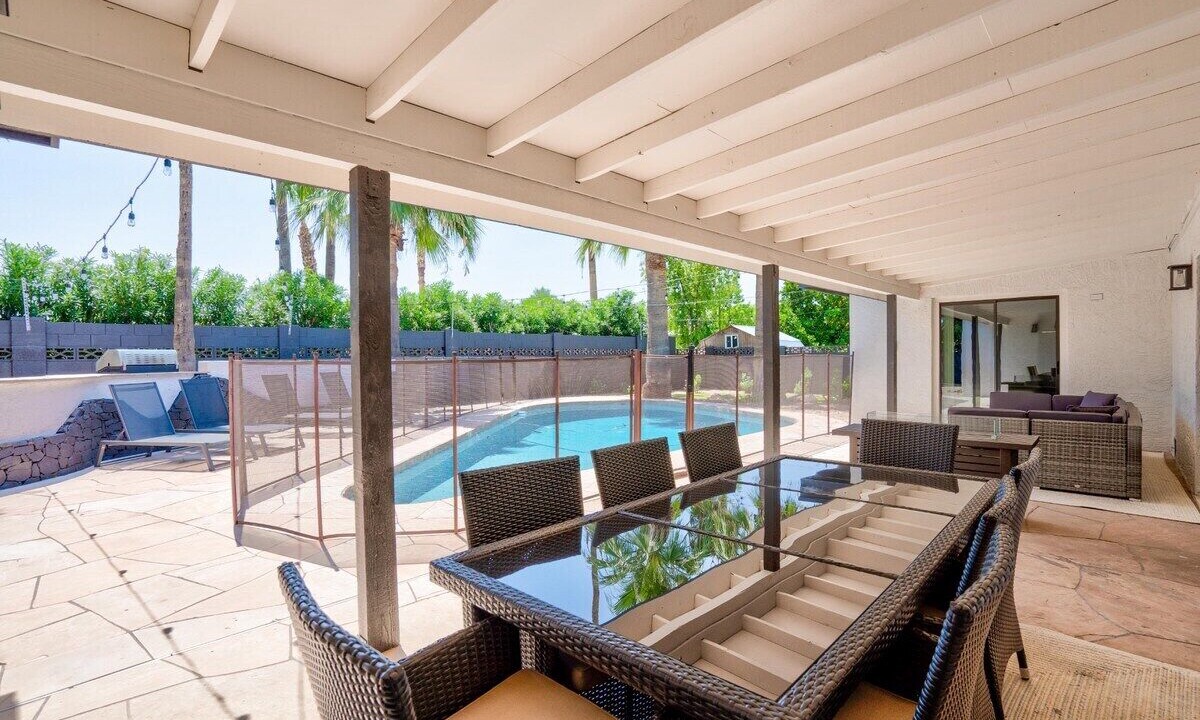 Photo of Outdoor in Raskin Estates