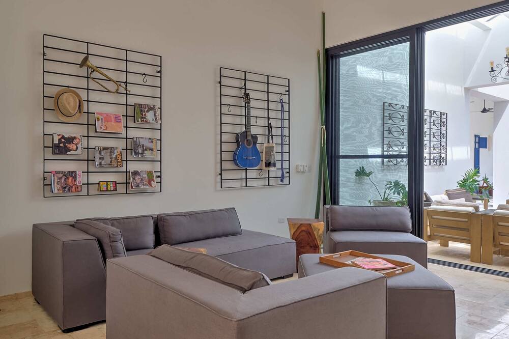 Photo of Livingroom in Barrio de Santiago
