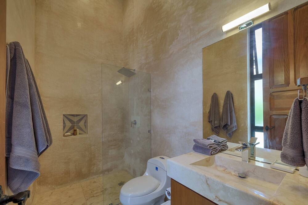 Photo of Bathroom in Barrio de Santiago