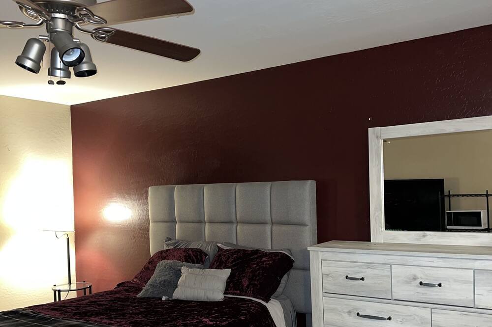 Photo of Bedroom in Surprise Farms