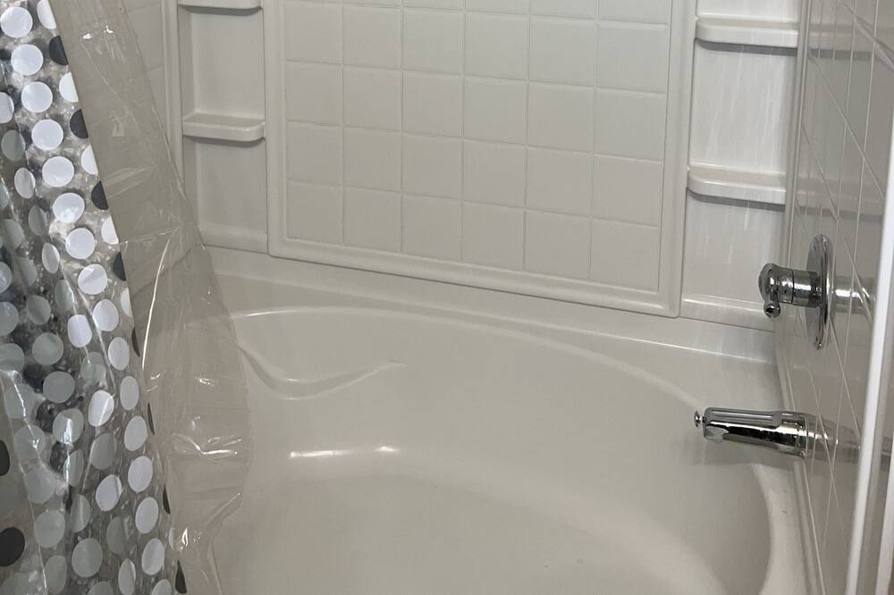Photo of Bathroom in Surprise Farms