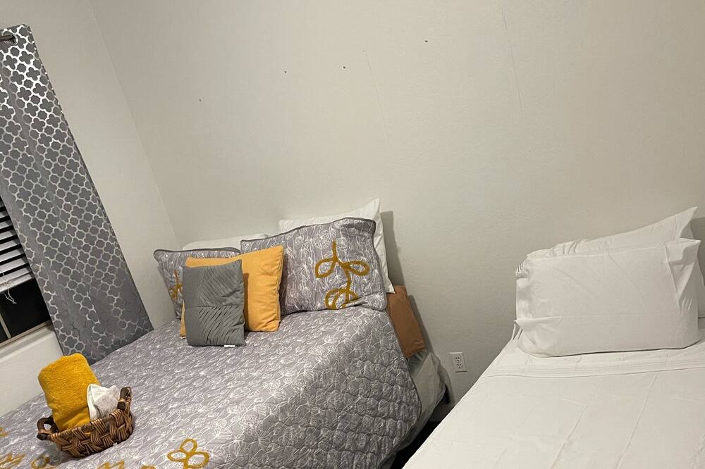 Photo of Bedroom in Laveen Village