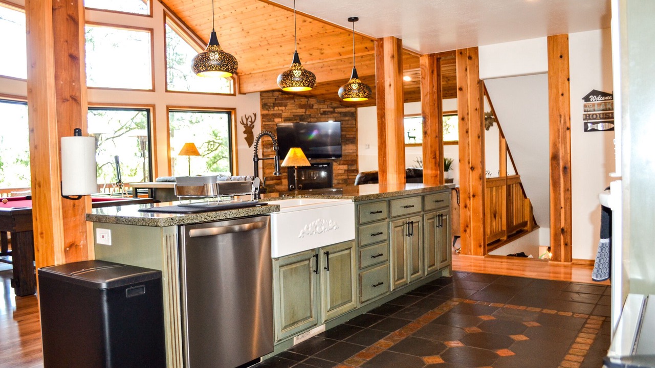 Photo of Kitchen in Munds Park