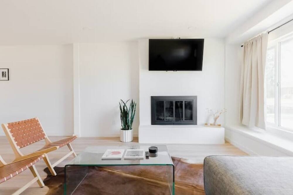 Photo of Livingroom in Village Grove