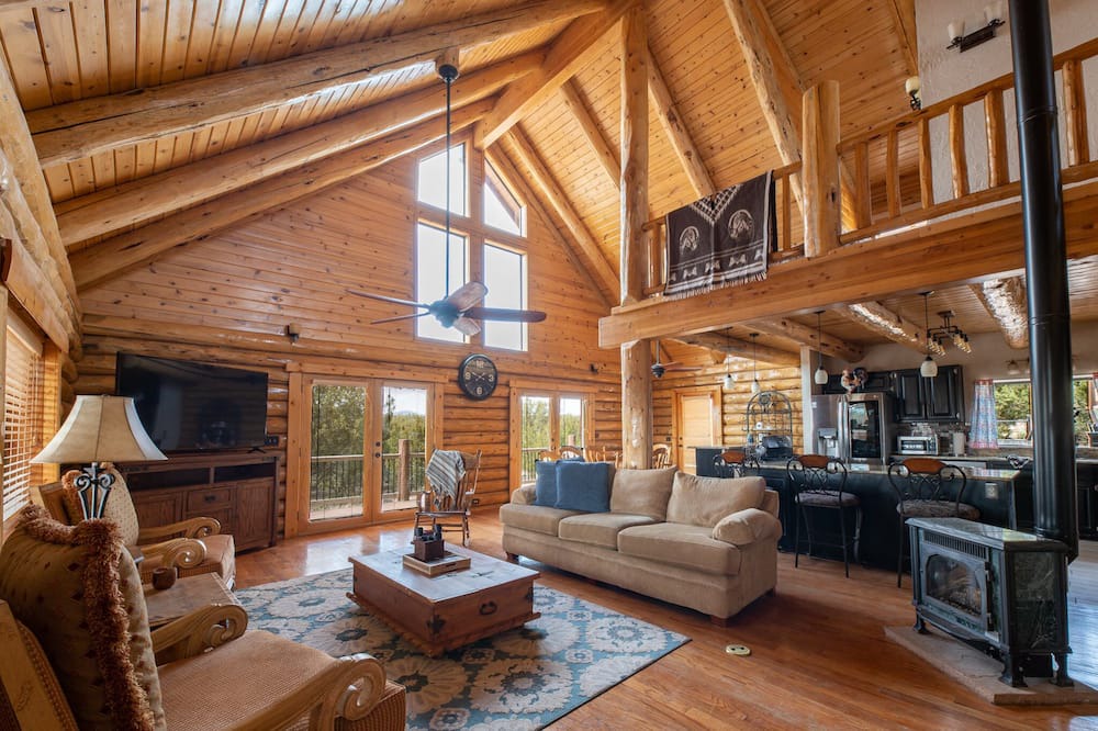 Photo of Livingroom in Ash Fork