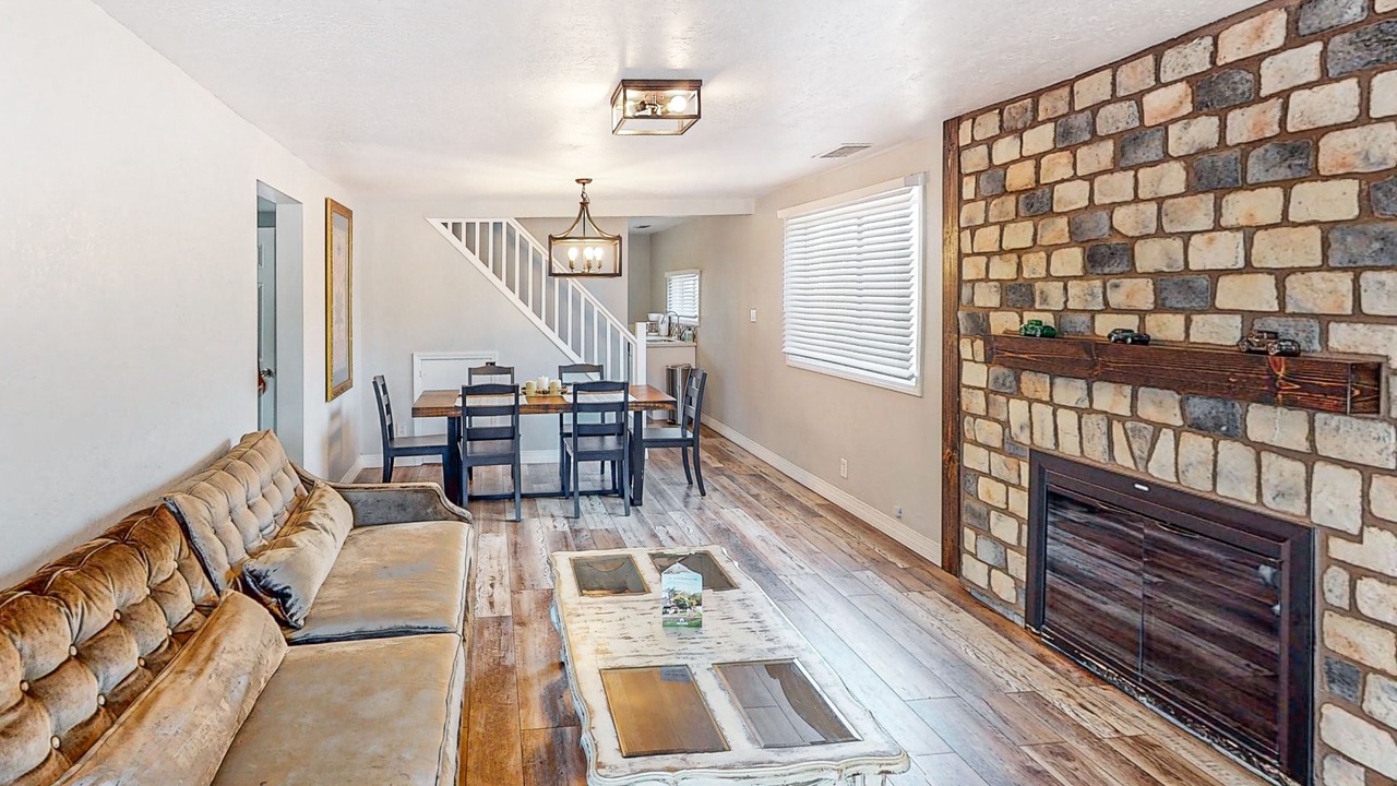 Photo of Livingroom in Flagstaff