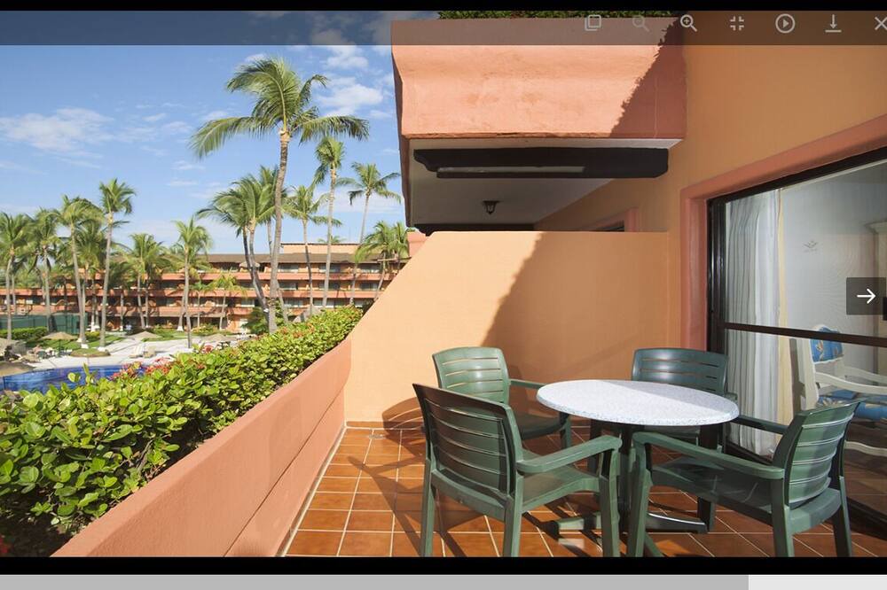 Photo of Patio Balcony in South Hotel Zone