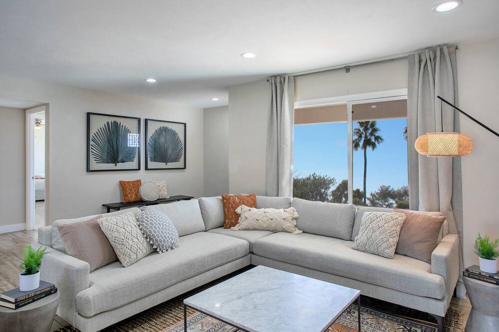 Photo of Others in Pointe Scottsdale