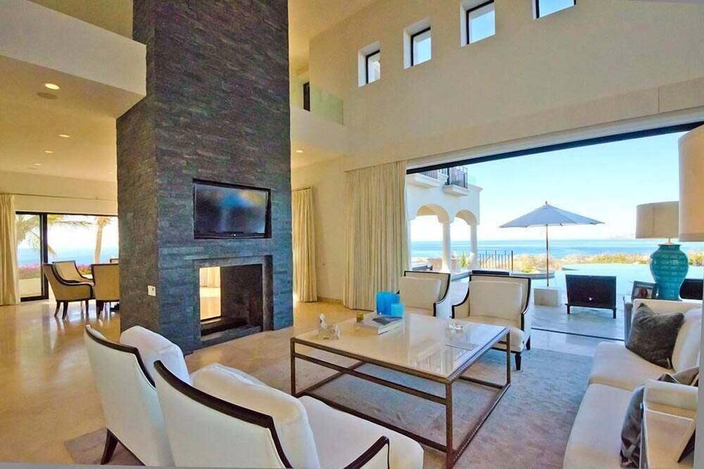 Photo of Livingroom in Chula Vista