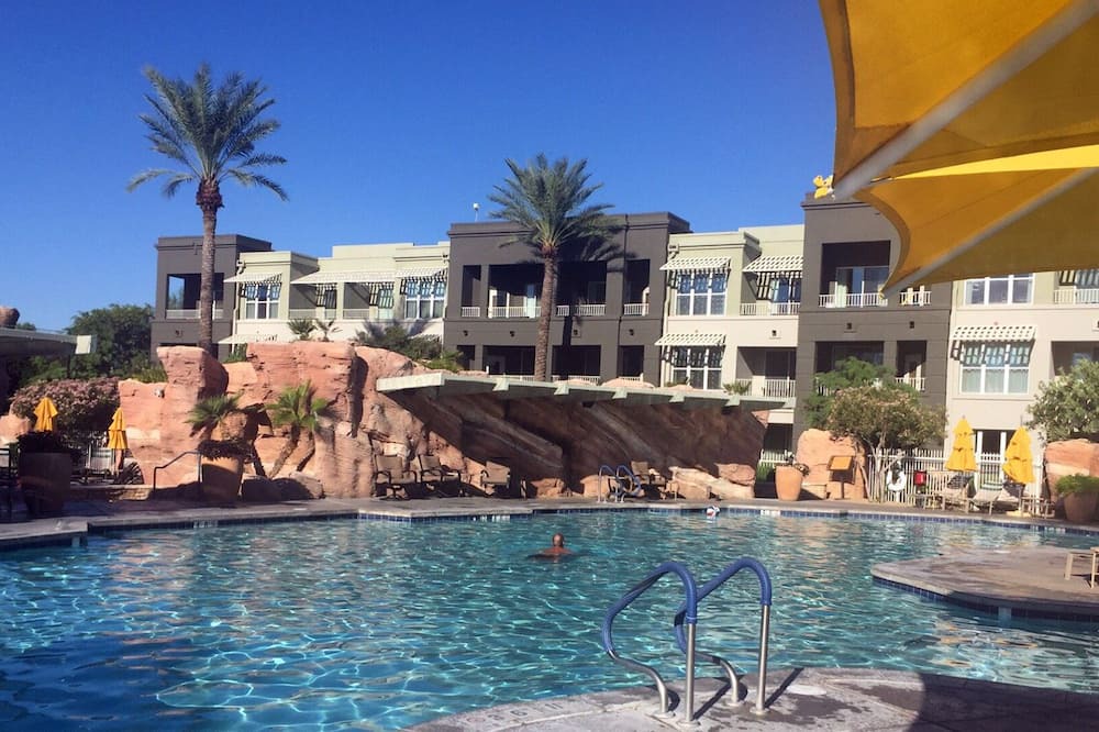 Photo of Outdoor in Desert Ridge