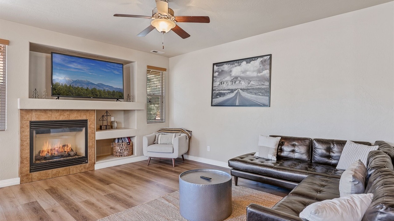 Photo of Livingroom in Ponderosa Trails