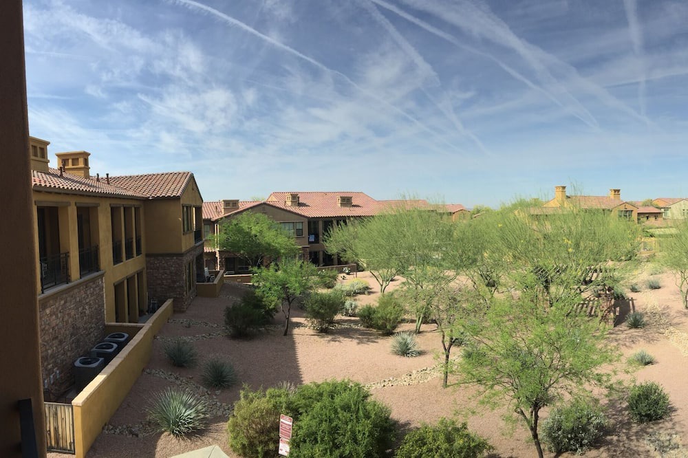 Photo of Patio Balcony in Talon Retreat