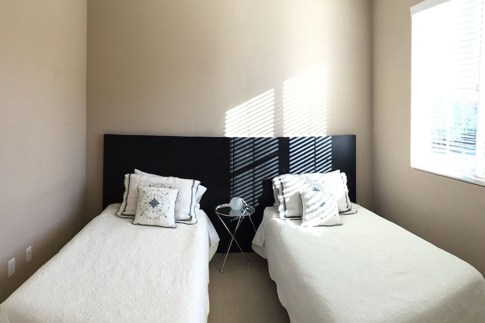 Photo of Bedroom in Talon Retreat