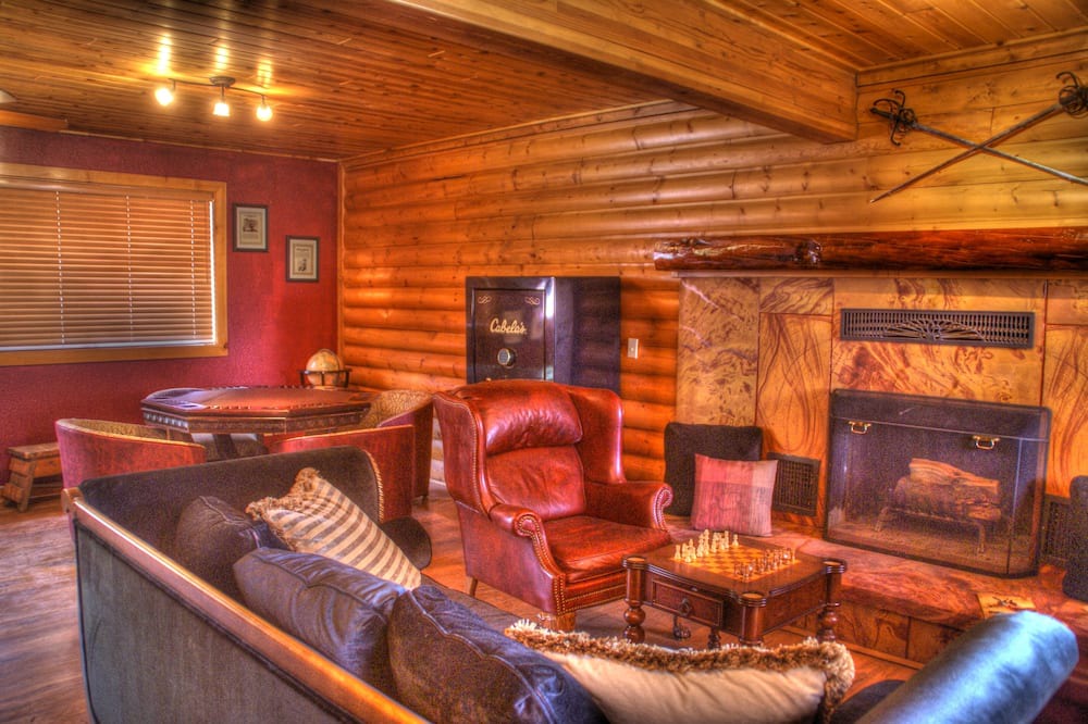 Photo of Bedroom in Clay Springs