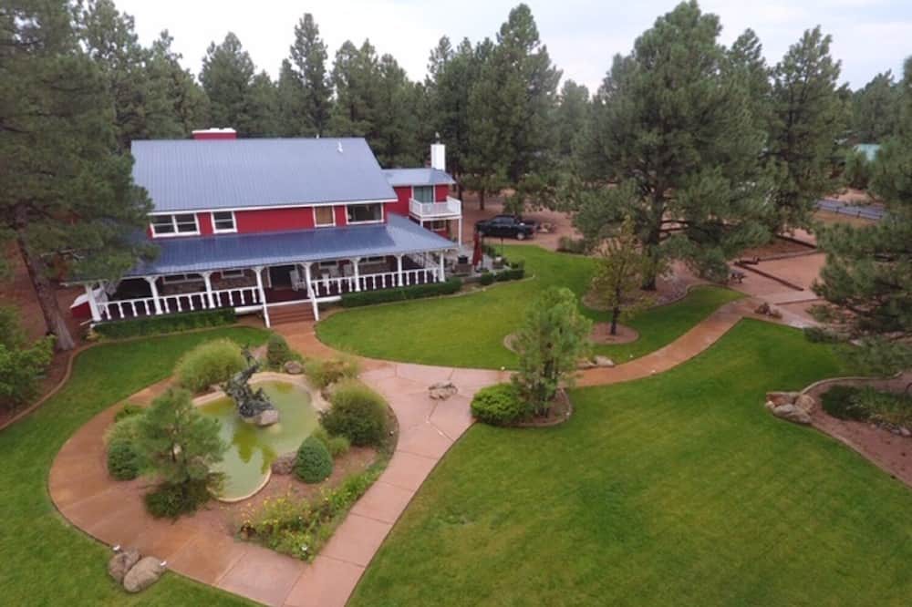 Photo of Outdoor in Clay Springs