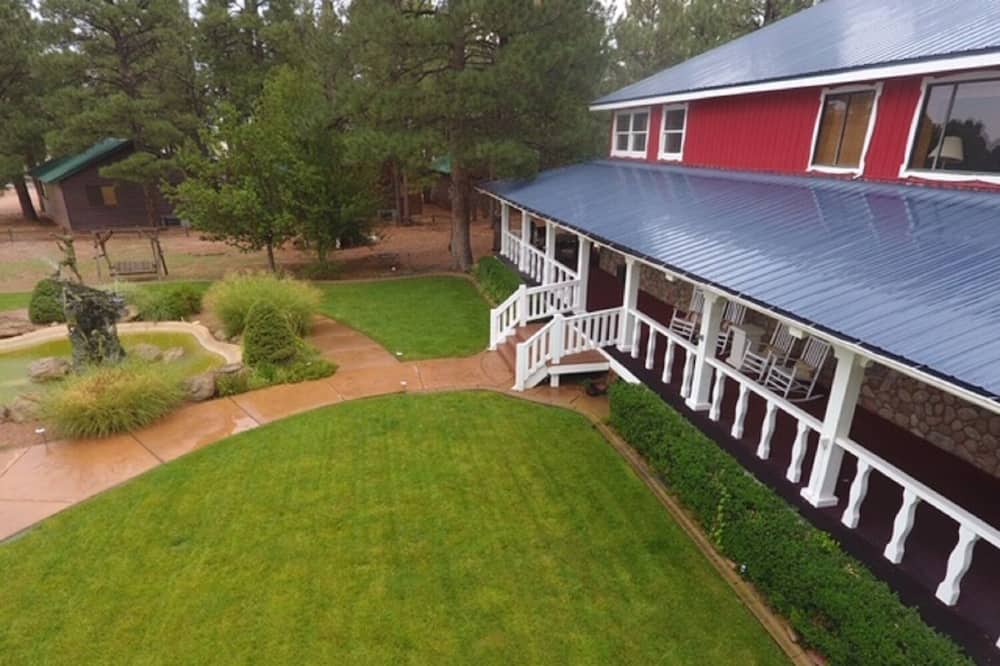 Photo of Outdoor in Clay Springs