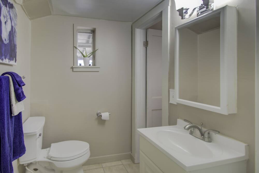 Photo of Bathroom in Mountain Club