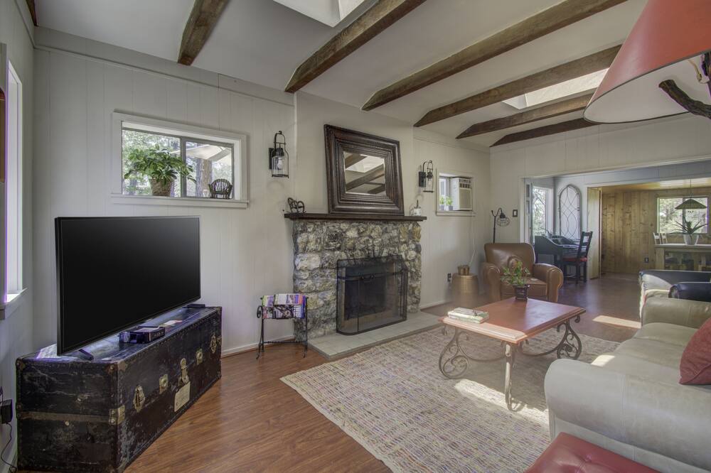 Photo of Livingroom in Mountain Club
