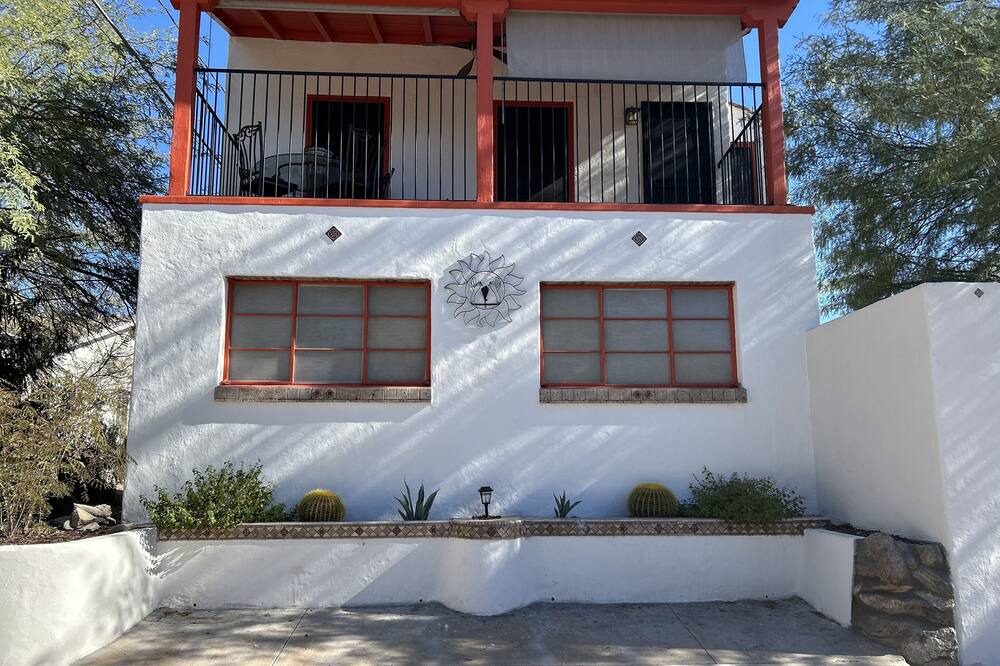 Photo of Outdoor in Sam Hughes