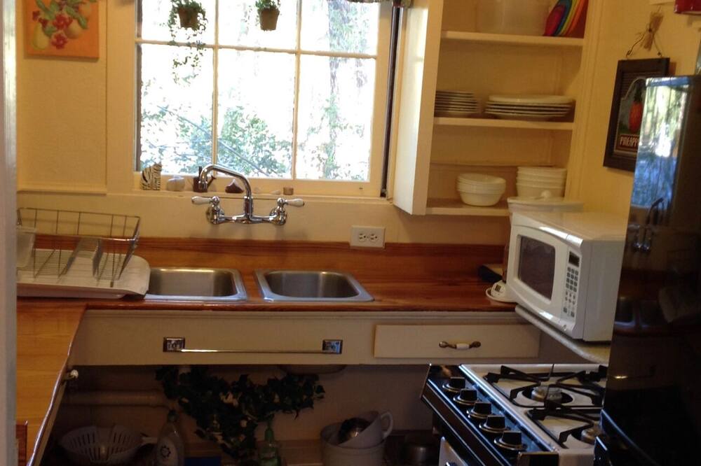 Photo of Kitchen in Mountain Club