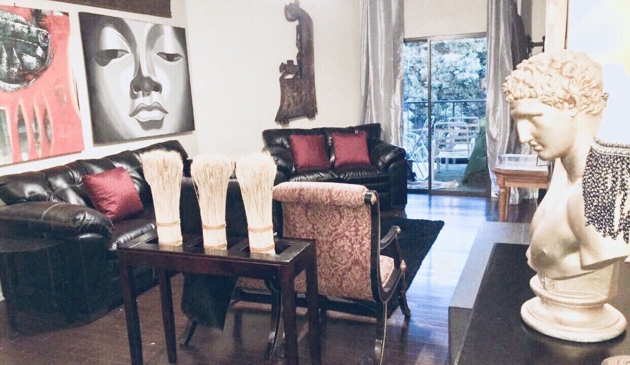 Photo of Livingroom in Camelback East