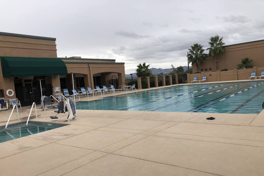 Photo of Outdoor in Green Valley