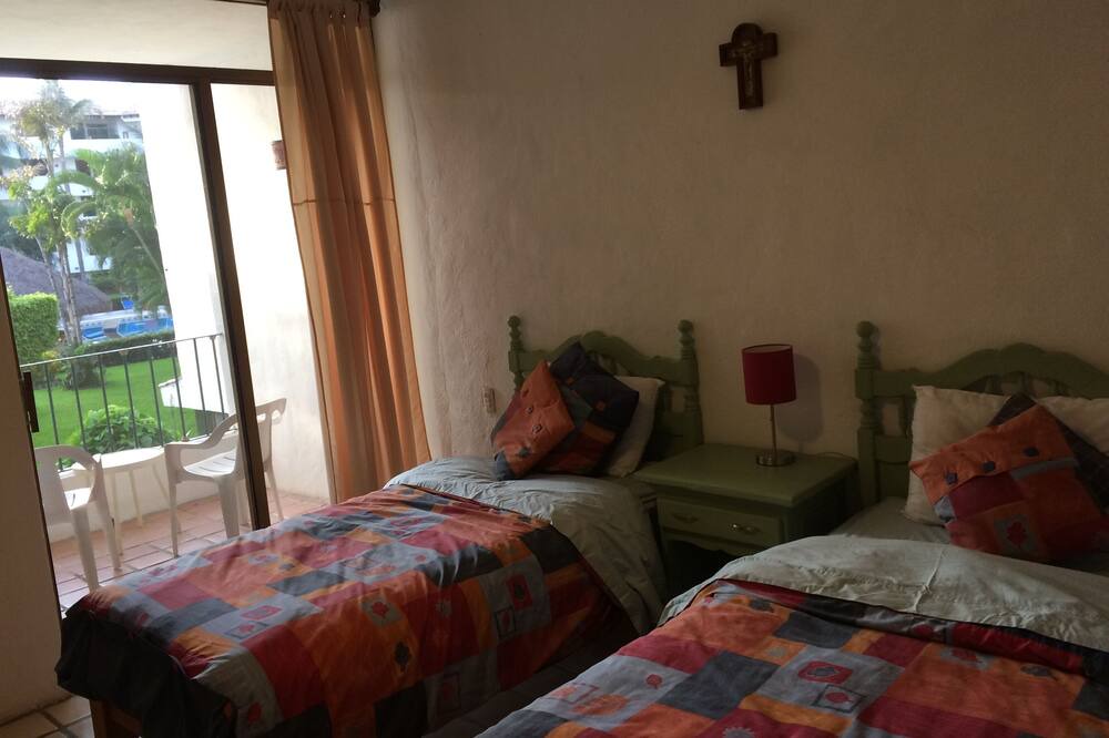 Photo of Bedroom in Isla Iguana