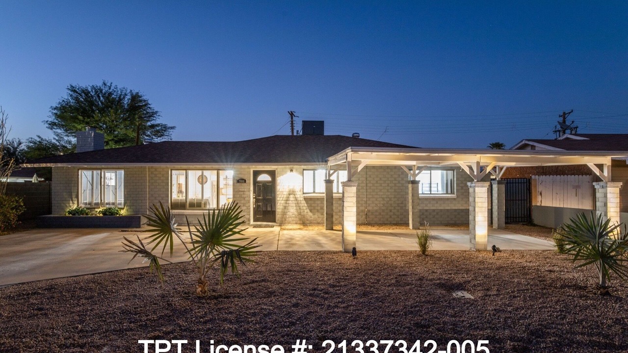 Photo of Outdoor in Scottsdale Estates Six