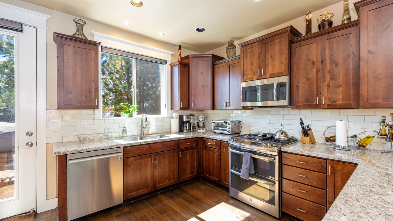 Photo of Kitchen in Ponderosa Trails