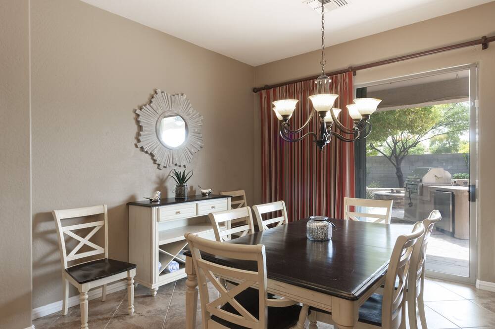 Photo of Outdoor in Rovey Farm Estates