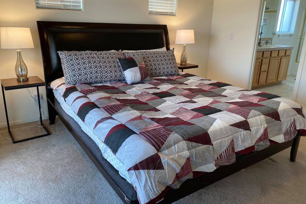 Photo of Bedroom in Fort Mohave