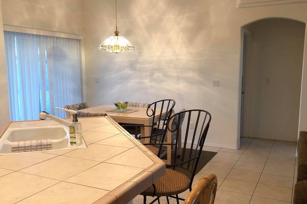 Photo of Kitchen in Fort Mohave