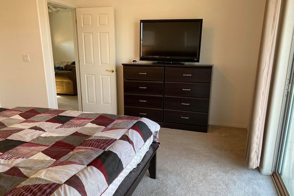 Photo of Bedroom in Fort Mohave